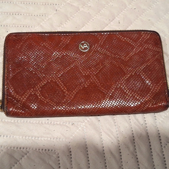 Valentina Genuine Leather Wallet - Picture 1 of 10